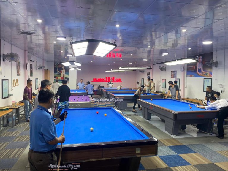 Billiards 30/4 Club