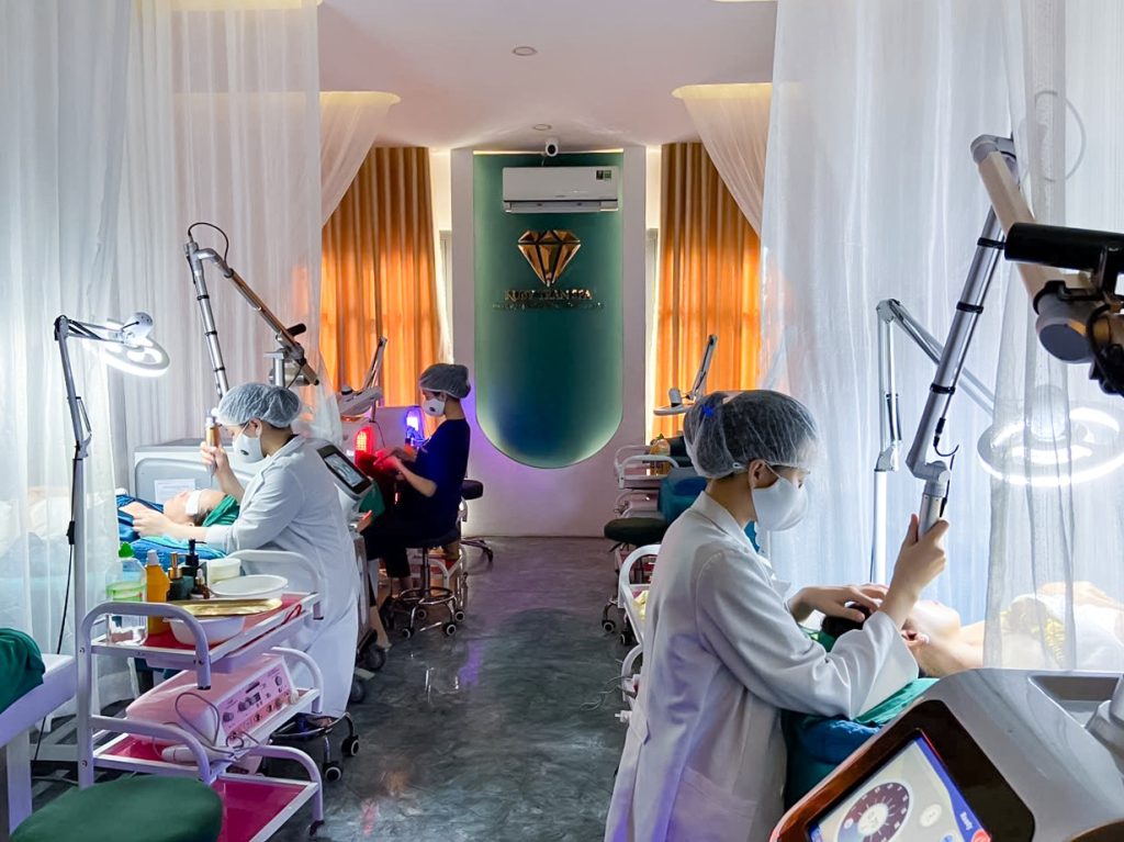 Ruby Tran - Viện thẩm mỹ Quốc tế Cà Mau