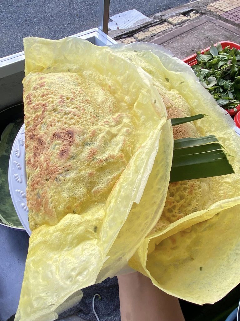 BÁNH XÈO BÀ TƯ