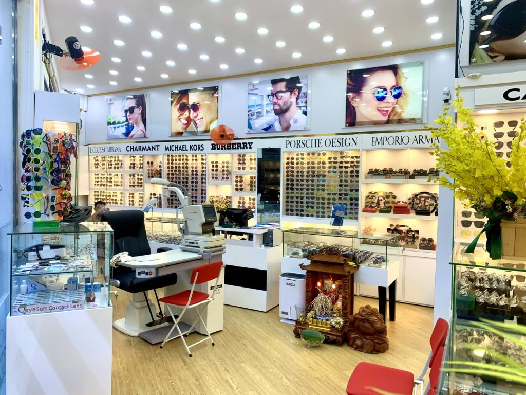 Mắt Kính Điện Biên Phủ - p6