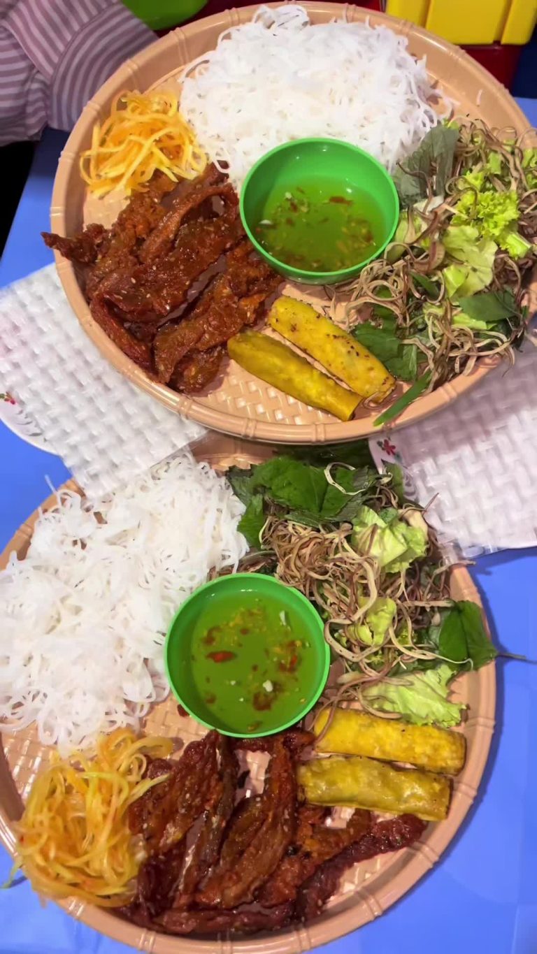 Bún Chả  Nướng ( HỦ TIẾU THẢO )