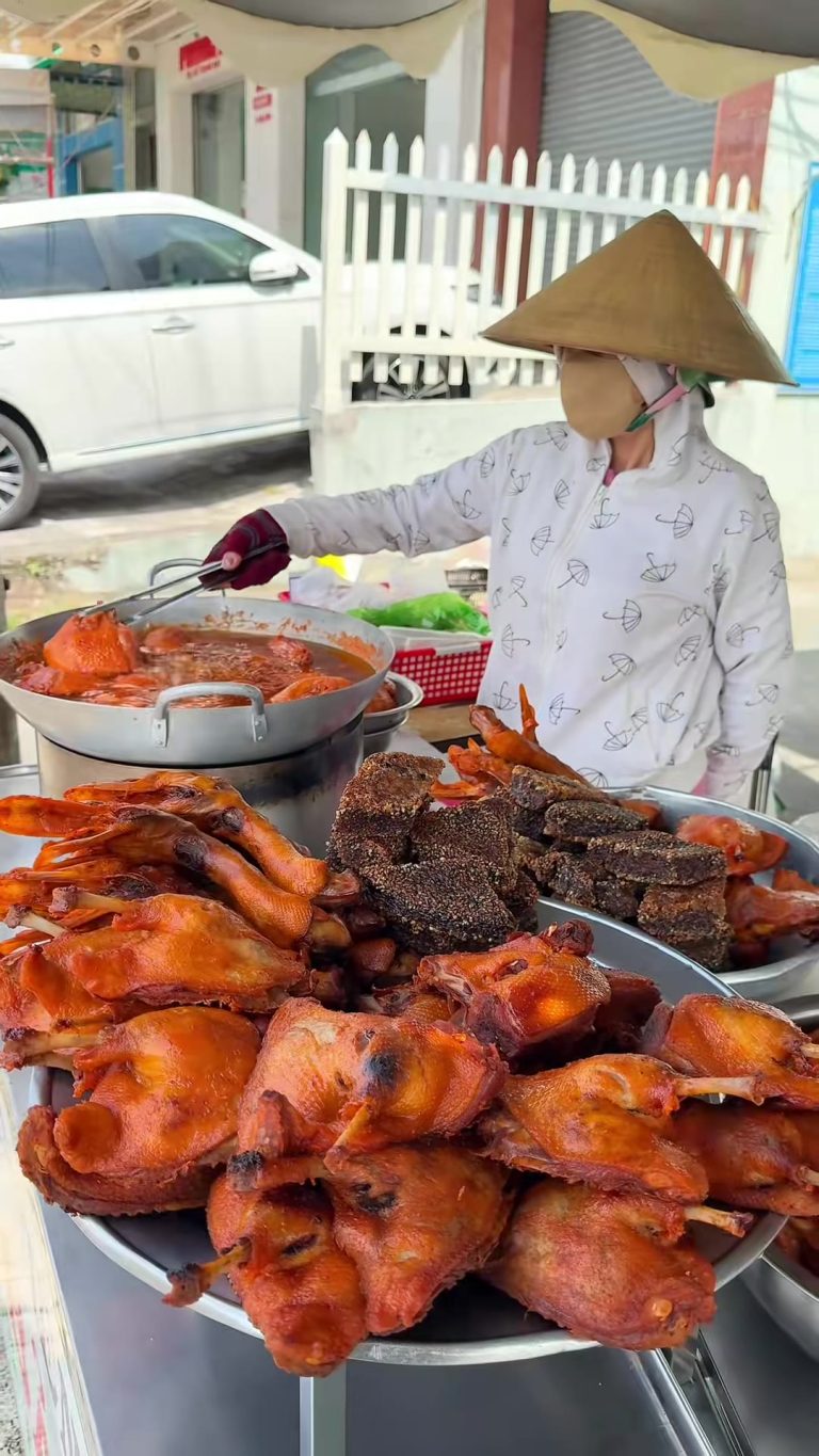 VỊT CHIÊN BÉ BẢNH