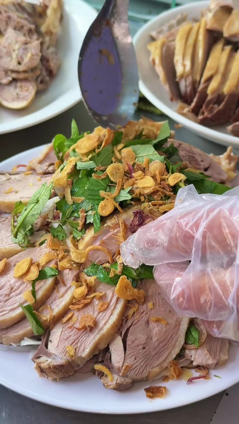 CHÁO GỎI VỊT BÀ HAI